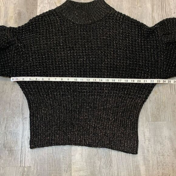 NWT Chunky knit black,metallic accent, with puffy sleeves.sz M - Picture 8 of 13